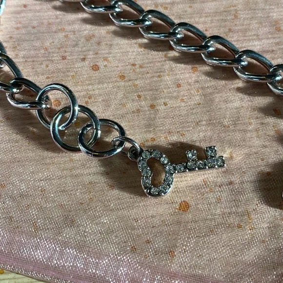 Silver Key Charm Bracelet - Picture 3 of 5